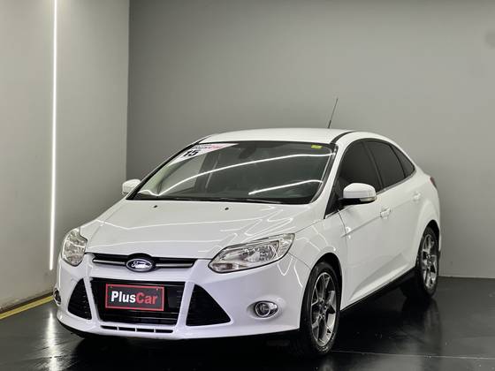 FORD FOCUS 2.0 TITANIUM PLUS SEDAN 16V FLEX 4P POWERSHIFT